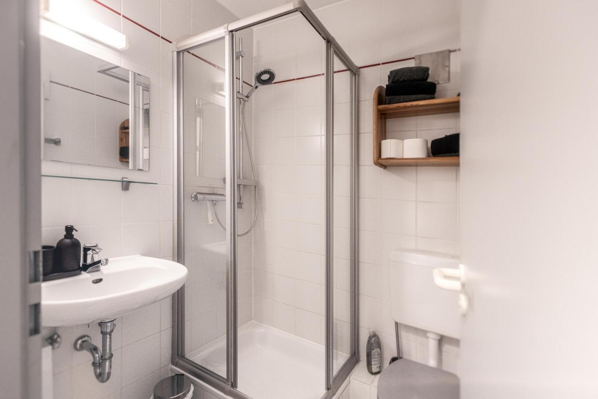Zentrale Ruhige Wohnung Mit Parkplatz Paderborn Ngoại thất bức ảnh