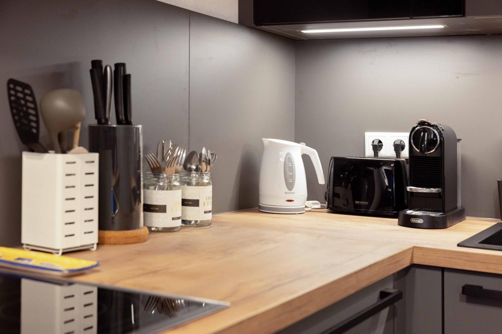 Zentrale Ruhige Wohnung Mit Parkplatz Paderborn Ngoại thất bức ảnh